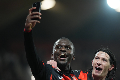 Les 11 infos � savoir sur la journ�e : Lorient enfonce Nantes, Ekitike porte Liverpool, Barcelone encha�ne...