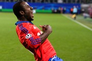 Journal des Transferts : l'OM attend pour Doumbia et Traor dit oui, Paris discute pour Lewandowski, salaire fou pour Torres...