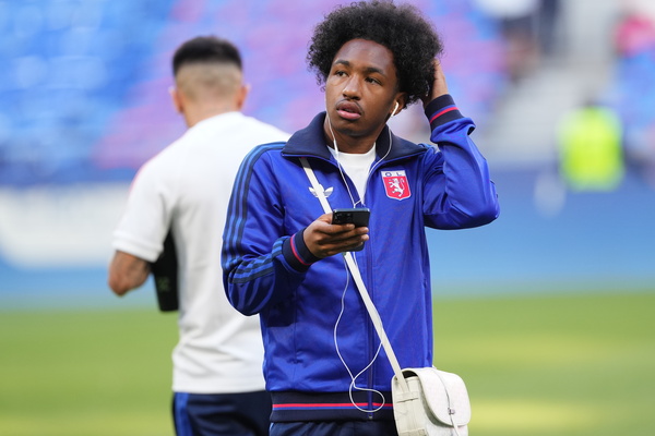 Journal des Transferts : le prix du Lyonnais Fofana, ça sent la fin pour Son, le Real refuse Gyökeres, nouveau coach à Nantes...