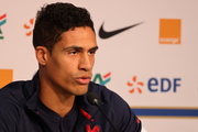Equipe de France : Varane, une d�cision pr�matur�e ?