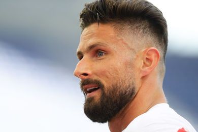 Equipe de France : un rle clair, un statut accept et son avenir chez les Bleus... Les confidences de Giroud