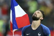 Equipe de France : J�sus-Christ, la L�gion d'honneur, les attentats... Les v�rit�s de Giroud