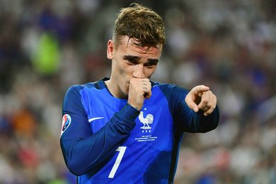 Equipe de France : Griezmann a-t-il une chance de remporter le Ballon d'Or 2016 ?