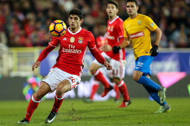 Transfert : concurrence PSG-Monaco pour un grand espoir portugais