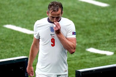 Angleterre : Kane pris pour cible