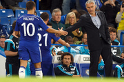 Chelsea : aprs les reproches, Mourinho caresse dsormais Hazard dans le sens du poil...