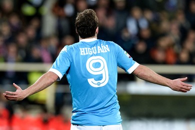 Transfert : Higuain à la Juve, c'est non pour Naples !