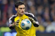 Lyon : Lloris a-t-il les paules pour jouer en Premier League ?