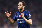 Inter : Inzaghi, Milan, Ibrahimovic.... Calhanoglu ne m�che pas ses mots