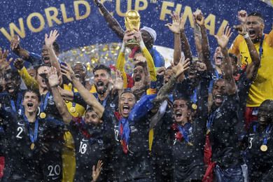 Coupe du monde 2018 : Les Bleus champions, la France en fête 