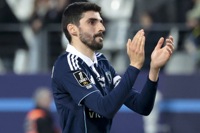 Ligue 1 : le plaidoyer de Lees-Melou pour la sonorisation des arbitres