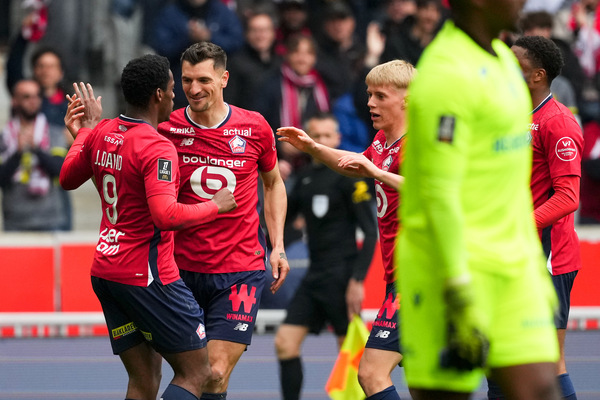 Lille s'accroche au bon wagon - Débrief et NOTES des joueurs (LOSC 3-1 AJA)