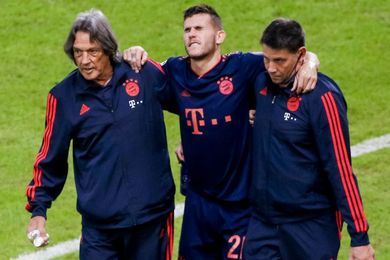 Bayern : la blessure d'Hernandez fait jaser par rapport aux Bleus...
