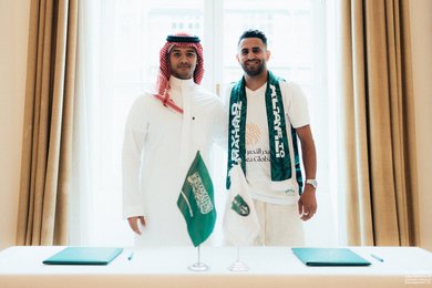 Mercato : Mahrez quitte Manchester City pour Al Ahli ! (officiel)