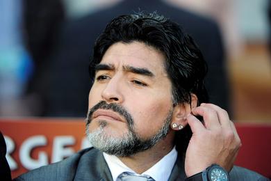 Maradona soutient Messi et tacle Batista