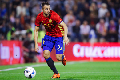 PSG : un international espagnol pour remplacer Van der Wiel ?