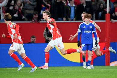 Le dernier carr� s'�loigne... - D�brief et NOTES des joueurs (Mayence 2-0 Strasbourg)