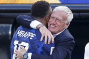Equipe de France : "vous le faites passer pour un dictateur", Deschamps recadre les d�bats sur Mbapp�