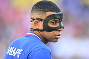 Equipe de France : "une horreur absolue"... Les confidences de Mbapp sur son masque et sa blessure