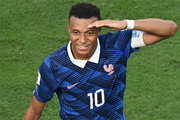 Toujours s�duisants, les Bleus encha�nent - D�brief et NOTES des joueurs (France 3-0 Su�de)