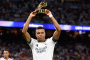 Ballon d'Or : Mbapp� accentue sa candidature