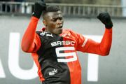 Rennes : apr�s un derby bouillant, Niang r�gle ses comptes avec Lafont !