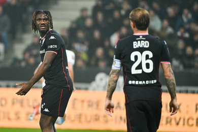 Nice : des joueurs rous de coups par des supporters !