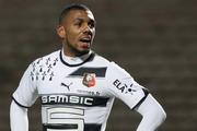 Transfert : M’Vila s’offre  Marseille et Lyon