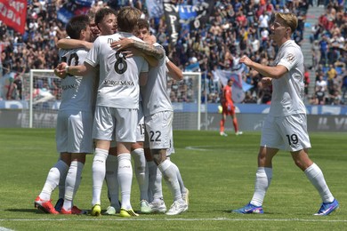 Les 9 infos � savoir sur la journ�e : Naples en C1, la Juve tremble, MU assure le podium, adieux r�ussis pour Griezmann...