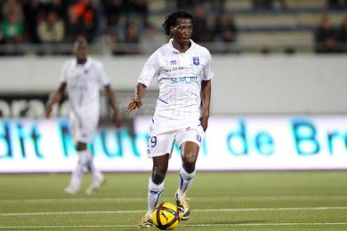 Transfert : enfin une offre convaincante de Lyon pour Ndinga !