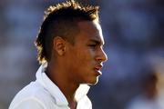 VIDEO : Neymar joue, provoque et humilie le dfenseur scotch sur place !