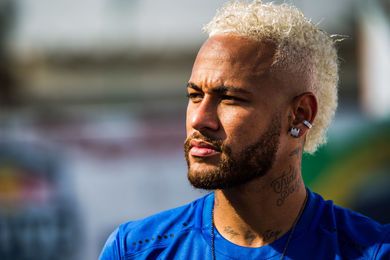 Journal des Transferts : le Bara passif pour Neymar, le craquage de MU pour Maguire, l'OM tient enfin son 9...