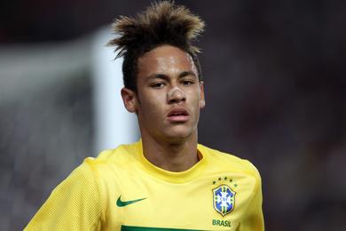 Santos : Neymar fait tourner la tte du Real et du Bara !