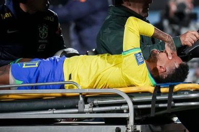 Brsil : la Seleo s'enfonce, Neymar en pleurs et dans la crainte d'une grave blessure