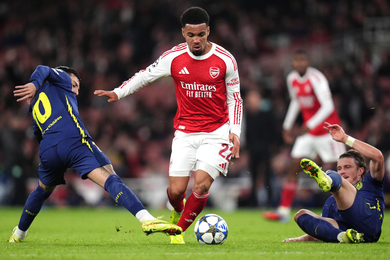 Journal des Transferts : une arriv�e surprise et une avanc�e pour Timber � l'OM, une 2e recrue � Lyon, Metz change de coach...