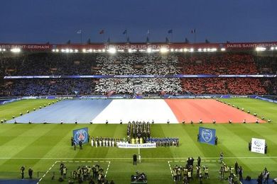 Le PSG et les stars du sport du monde entier ont rendu un hommage vibrant aux victimes des attentats