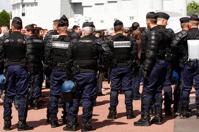 Une police spciale contre les hooligans