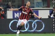 Ronaldinho offre le derby au Milan AC