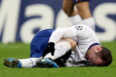 Rooney retient son souffle, l'Angleterre aussi