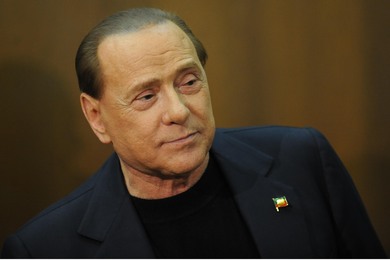 Milan AC : Berlusconi s'attaque  Ibrahimovic et taille le PSG version Monopoly !