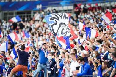 Coupe du monde 2018: Mais pourquoi les supporters français sont-ils si peu  nombreux?