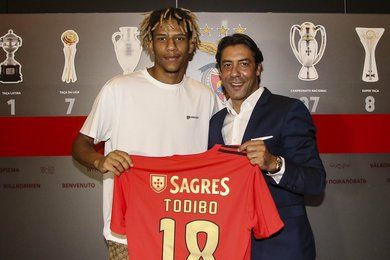 Benfica : le calvaire de Todibo
