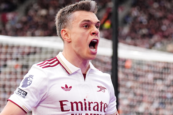 Les 4 infos à savoir sur la journée : Arsenal libéré par Trossard, Villarreal s'en contente, Côme dans le coup...