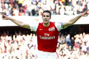 Journal des Transferts : van Persie le Red Devil, Azpi presque  Chelsea, Rveillre est  Paris...