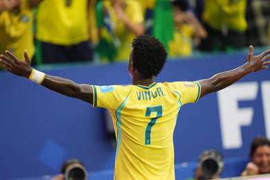 Doubl� de Vinicius, retour de Neymar, et premi�re place pour la Sele��o - D�brief et NOTES des joueurs (Ecosse 0-3 Br�sil)