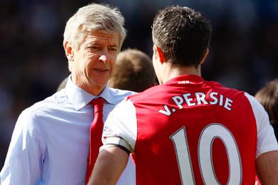 Arsenal : Wenger se dsole du dpart de van Persie et aurait prfr le vendre au PSG !