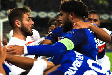 Europa League : bagarre gnrale, un pre de famille s'en mle, Fekir accus de simuler... Cet Everton-OL tait chaud bouillant