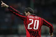 Top Dclarations : Maldini dmolit Gourcuff, Nicollin les em… tous, Ronaldinho n'a rien dans la tte...