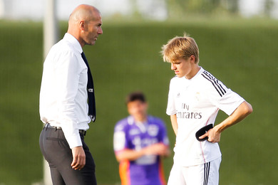 Real : degaard boud par Zidane ?
